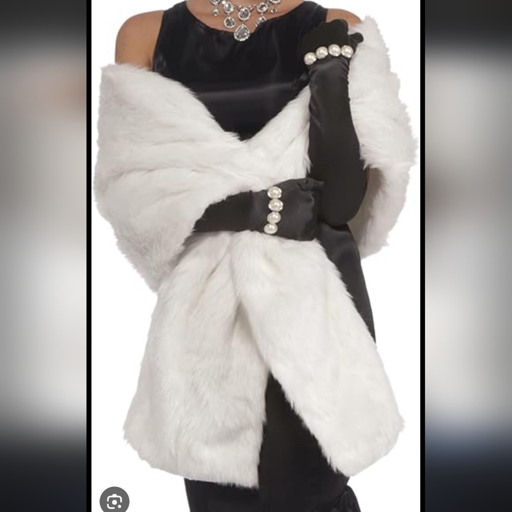 Vintage Hollywood Faux Mink Stole in White Audrey Hepburn | NWT